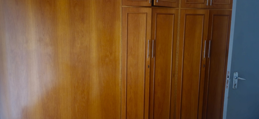  Bedroom Property for Sale in Heuwelsig Free State